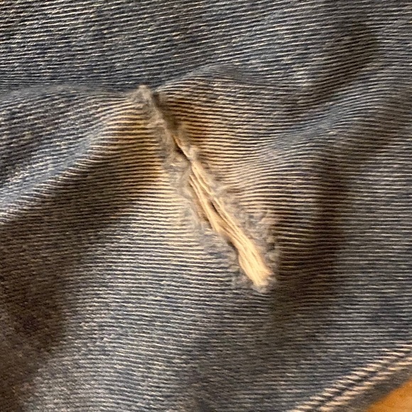 JEANS 3 FOR $50 American Eagle mom jeans - Picture 3 of 7